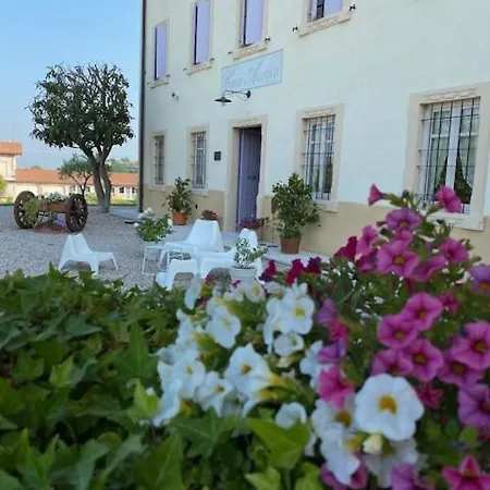 Çiftlik konaklama Casa Aurora